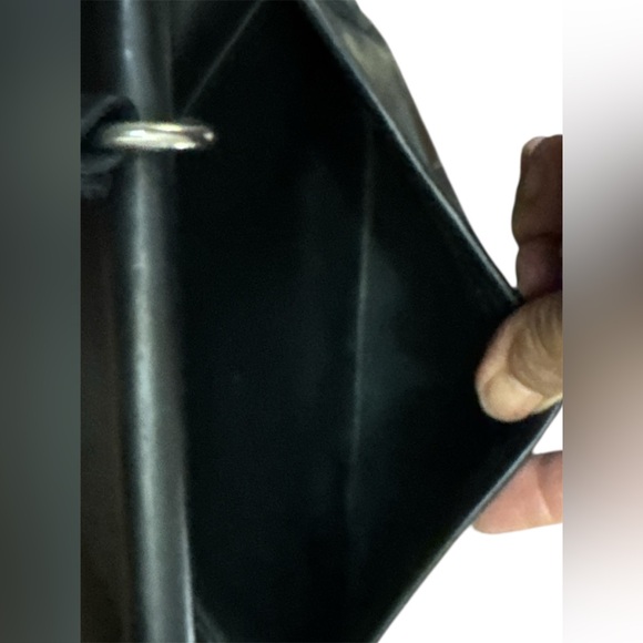 COACH Vintage Willis Black Leather
Nickel Crossbody Bag Satchel
Handbag 9927 - Picture 9 of 13